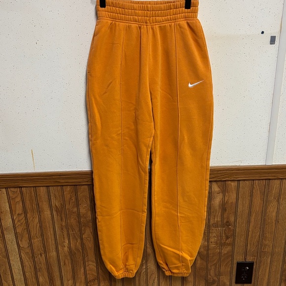 Nike -  women’s Orange Joggers - size xxs - Picture 2 of 7